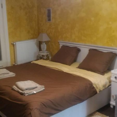 Vasilis Apartment Tbilisi ภายนอก รูปภาพ